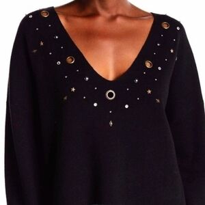 Wildfox Black Cropped Studded V-Neck Sweater XS Star Grommet Knit Top